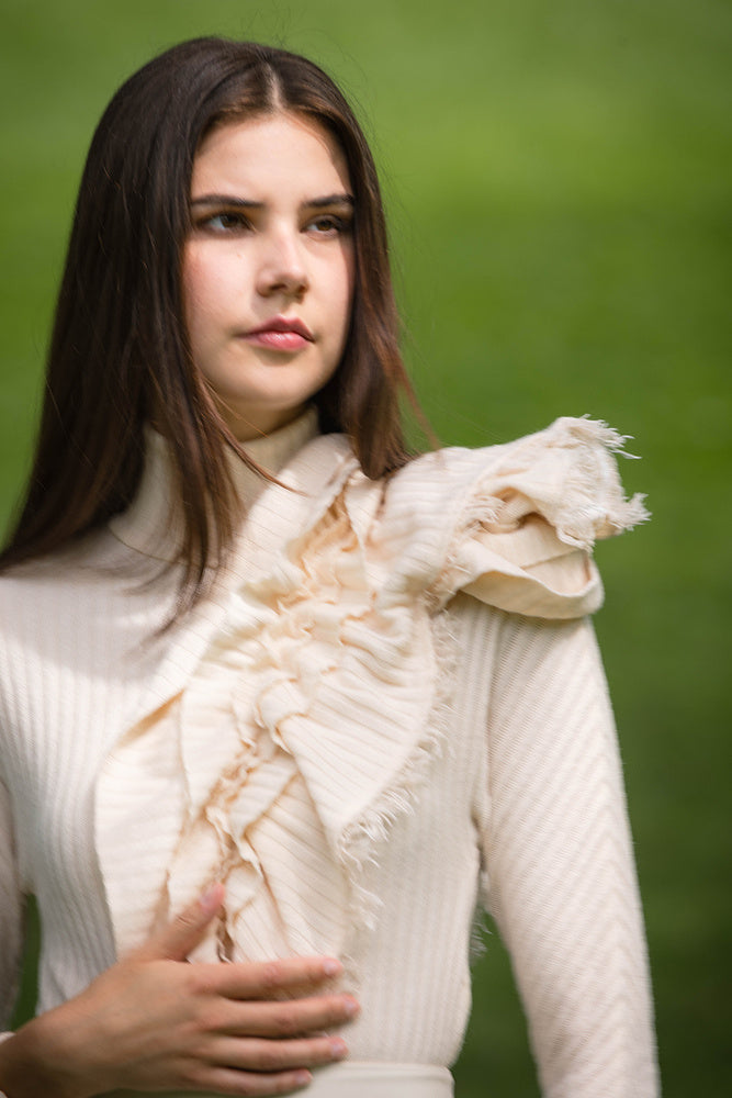 ROSETTE KNIT SWEATER